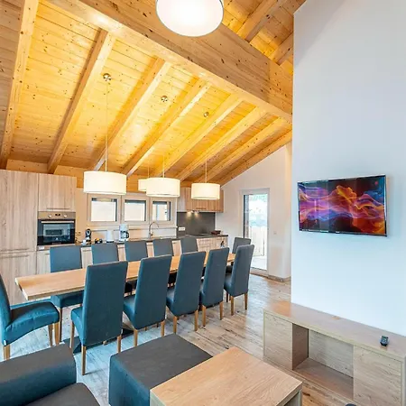 Chalet In Near Flying Mozart Lift *
